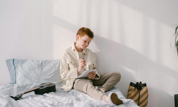 pexels mikhail nilov 7573176